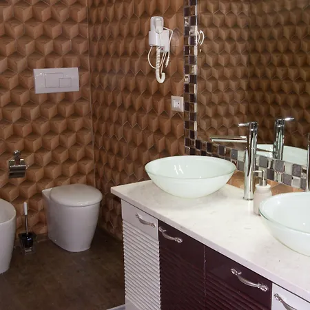 Brilliant 3* ترييستي