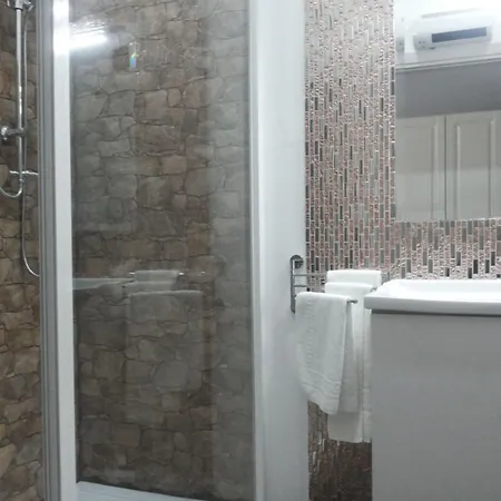 Brilliant بيت ضيافة 3*